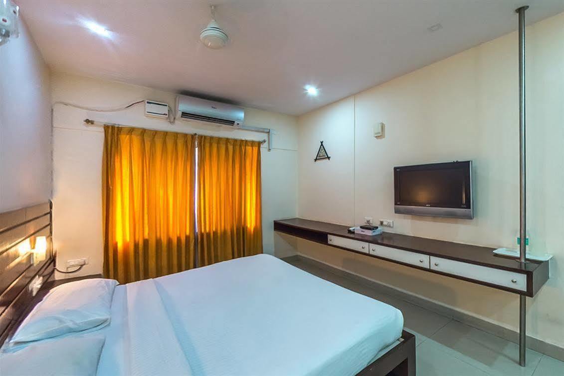 Hotel Vandematharam บังกาลอร์ ภายนอก รูปภาพ