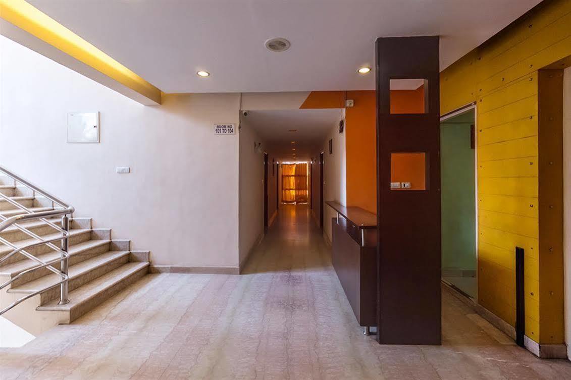 Hotel Vandematharam บังกาลอร์ ภายนอก รูปภาพ