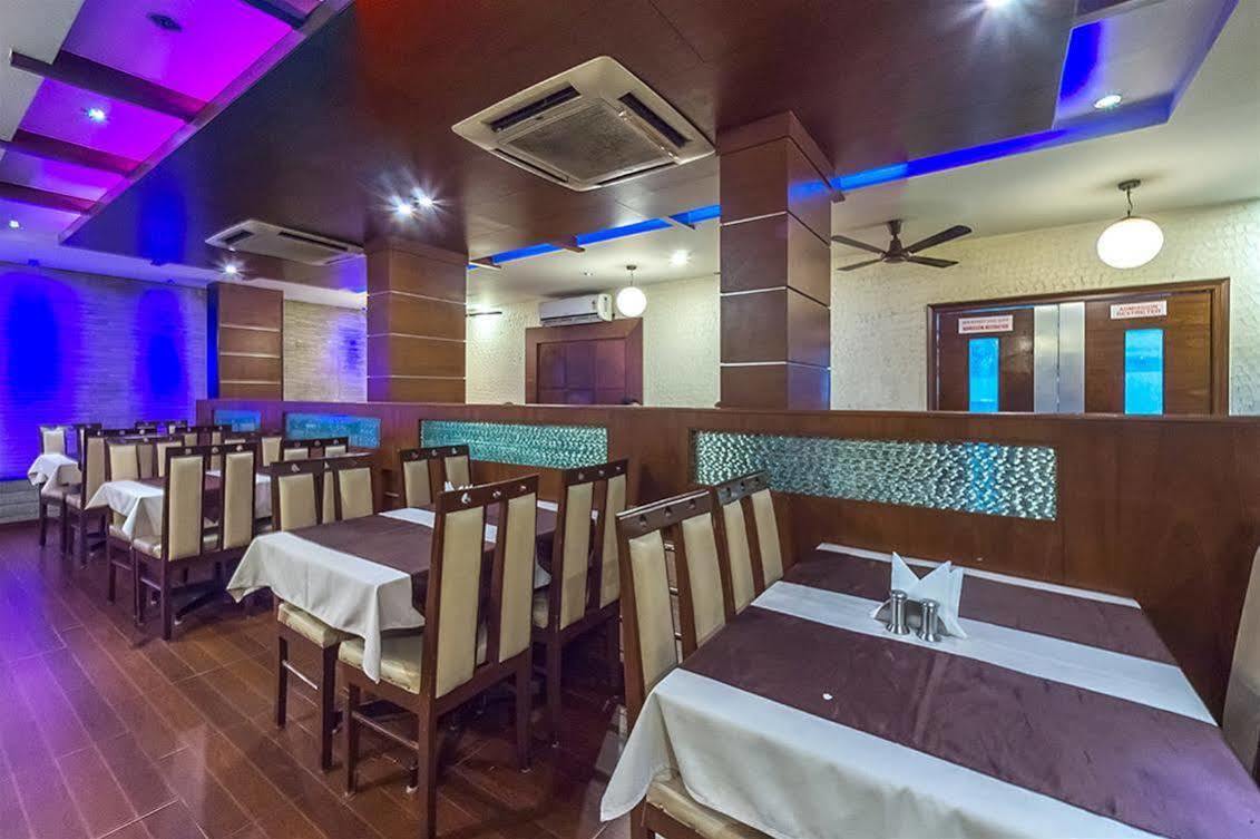 Hotel Vandematharam บังกาลอร์ ภายนอก รูปภาพ