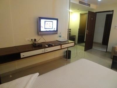 Hotel Vandematharam บังกาลอร์ ภายนอก รูปภาพ